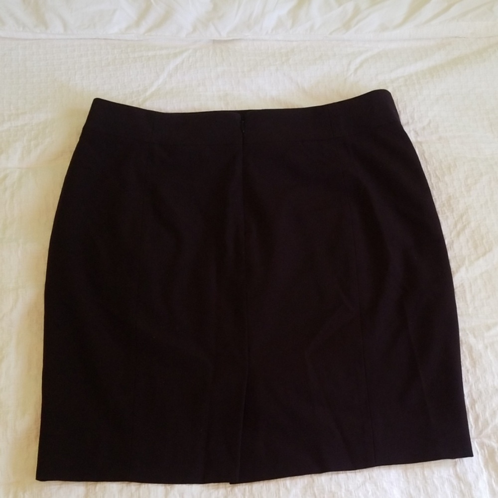 J.Crew Mercantile Pecil Skirt - Picture 3 of 4